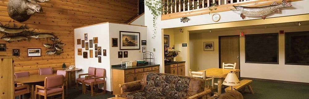 Mcquoid'S Inn And Event Center Isle Extérieur photo